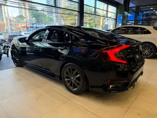HONDA-CIVIC-2021
