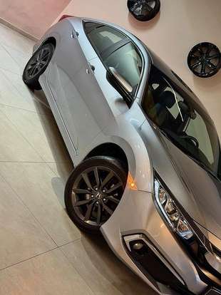 HONDA-CIVIC-2021