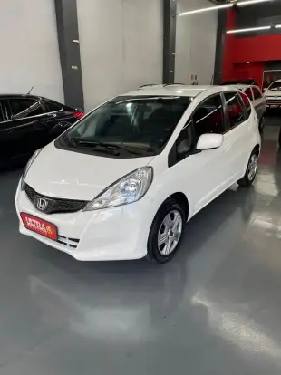 HONDA-FIT-2013