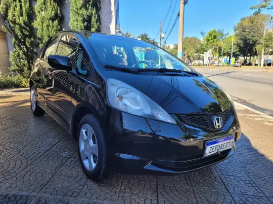 HONDA-FIT-2010