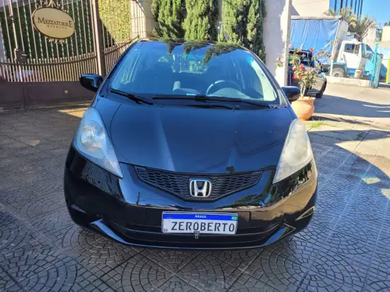 HONDA-FIT-2010