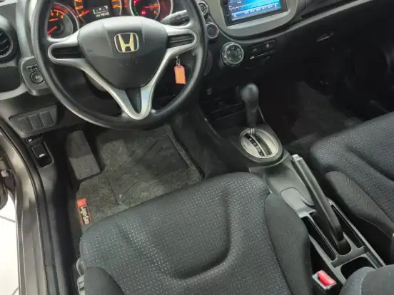 HONDA-FIT-1.4 LXL 16V FLEX 4P AUTOMÁTICO HONDA-FIT-2011