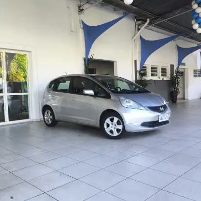 HONDA-FIT-2010