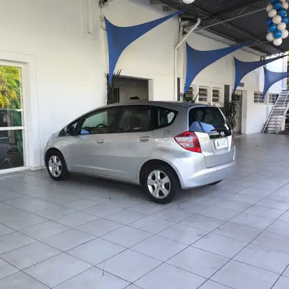 HONDA-FIT-2010
