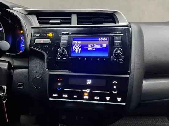 HONDA-FIT-2017