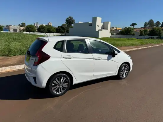 HONDA-FIT-2016