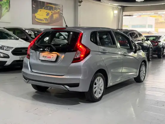 HONDA-FIT-2017