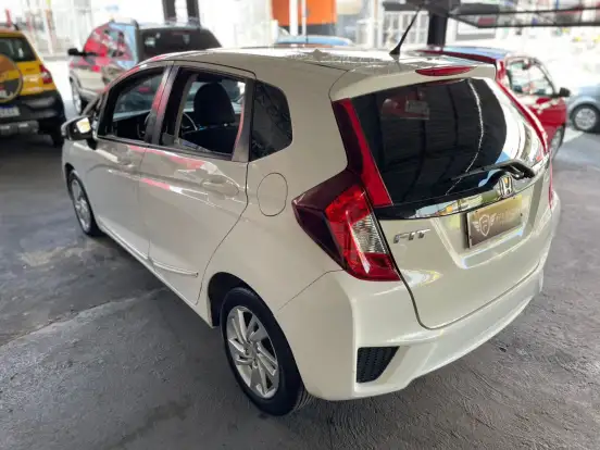 HONDA-FIT-1.5 LX 16V FLEX 4P MANUAL HONDA-FIT-2015