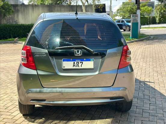 HONDA-FIT-2012