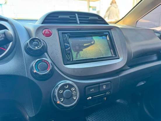 HONDA-FIT-2013