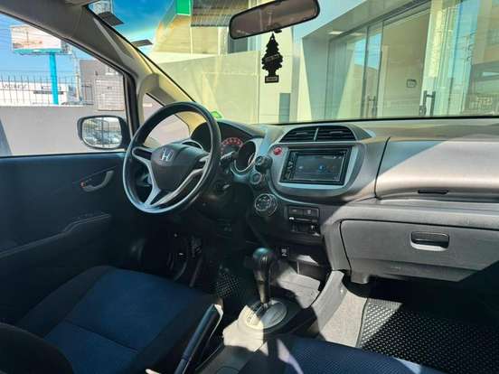 HONDA-FIT-2013