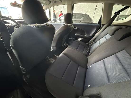HONDA-FIT-2013
