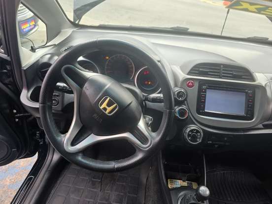HONDA-FIT-1.4 LX 16V FLEX 4P MANUAL HONDA-FIT-2010