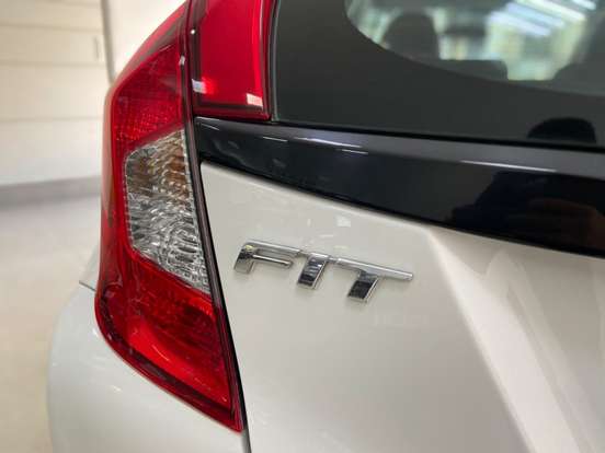 HONDA-FIT-2014
