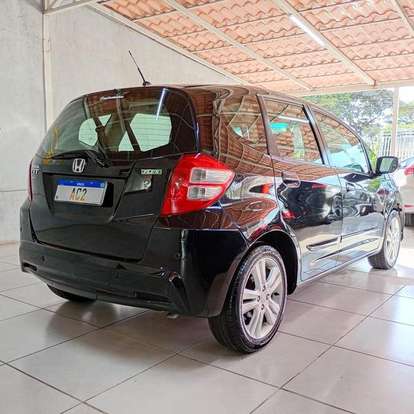 HONDA-FIT-2014