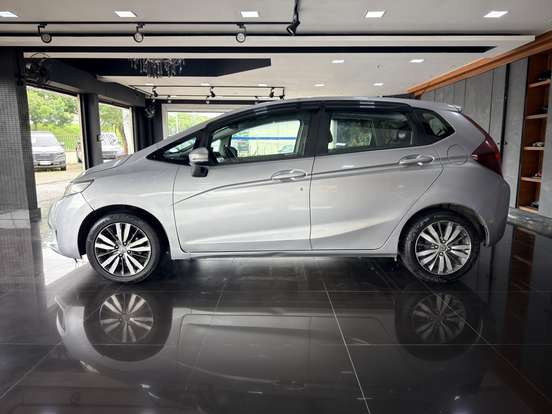 HONDA-FIT-2016