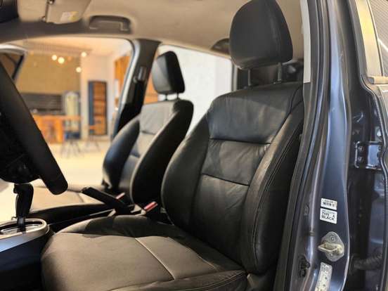 HONDA-FIT-2014