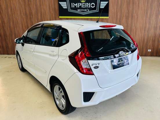 HONDA-FIT-2016