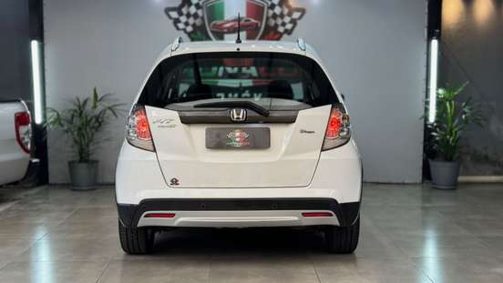 HONDA-FIT-2012