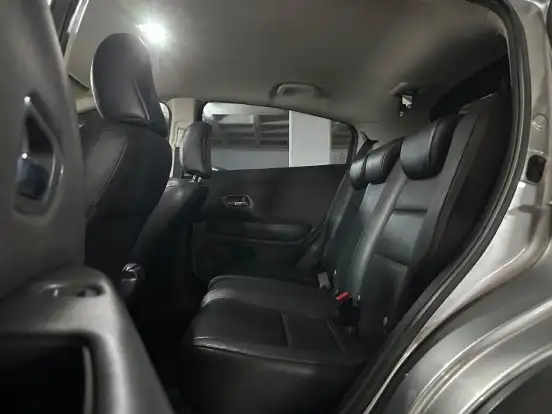 HONDA-HR-V-2015