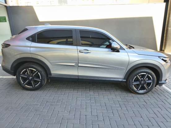 HONDA-HR-V-2025