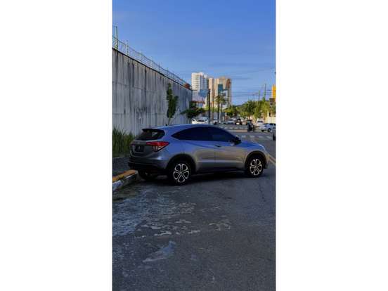 HONDA-HR-V-1.8 16V FLEX LX 4P AUTOMÁTICO HONDA-HR-V-2015
