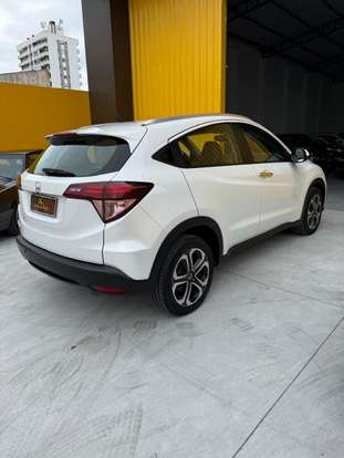 HONDA-HR-V-1.8 16V FLEX TOURING 4P AUTOMÁTICO HONDA-HR-V-2018