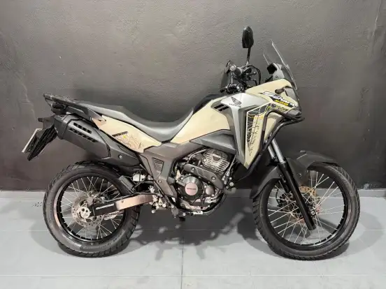 HONDA-XRE 300 SAHARA ADVENTURE-2024