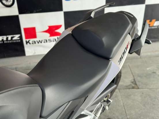 HONDA-CB 300F TWISTER CBS HONDA-CB 300F TWISTER CBS-2025