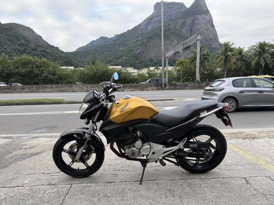 HONDA-CB 300R-2009