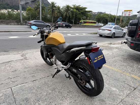 HONDA-CB 300R-2009
