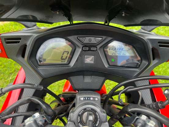 HONDA-CBR 650F-2014
