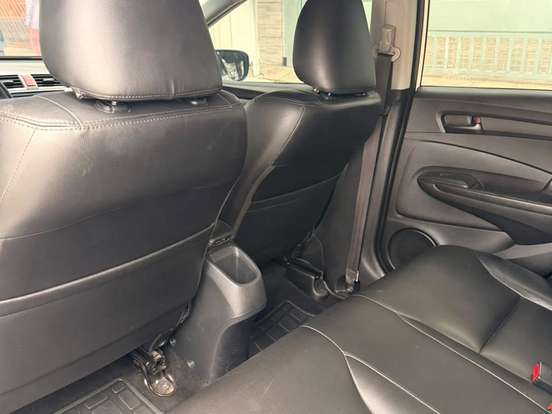 HONDA-CITY-1.5 LX 16V FLEX 4P AUTOMÁTICO HONDA-CITY-2014