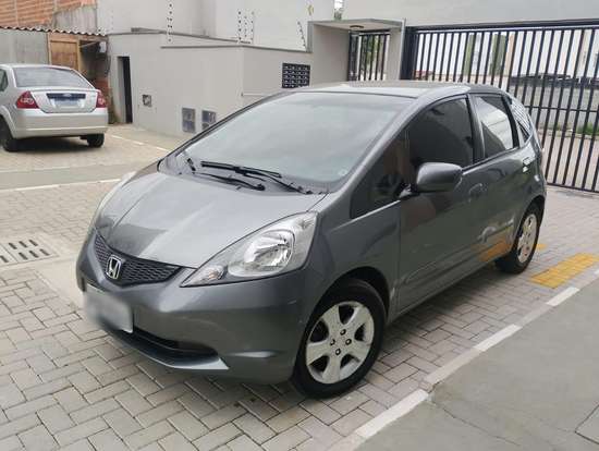 HONDA-FIT-2011