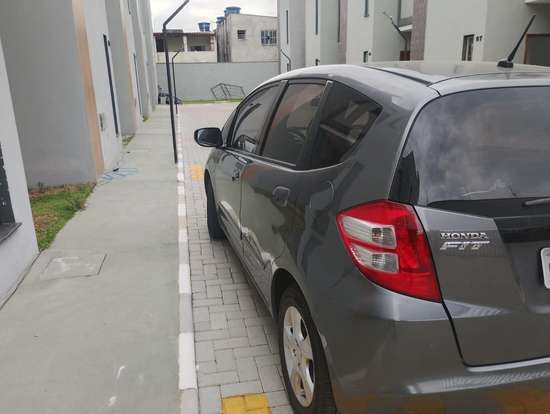 HONDA-FIT-2011