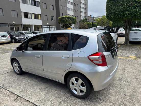HONDA-FIT-1.4 LX 16V FLEX 4P MANUAL HONDA-FIT-2010