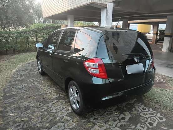 HONDA-FIT-2009