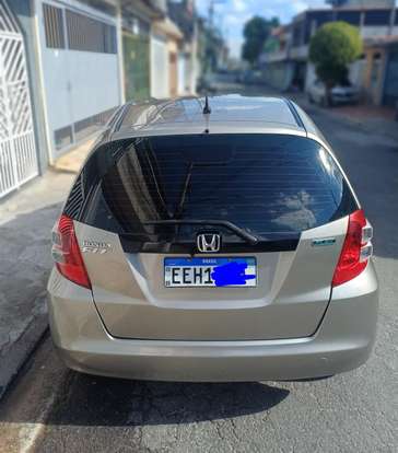 HONDA-FIT-2009