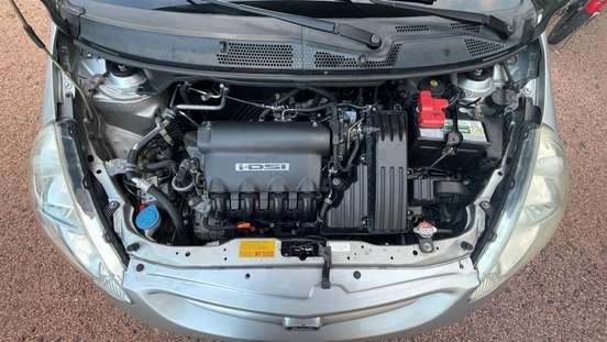 HONDA-FIT-2008