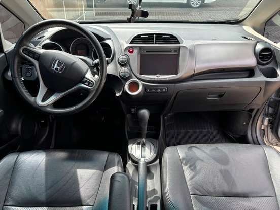 HONDA-FIT-2013
