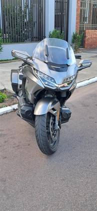 HONDA GL 1800 GOLD WING 