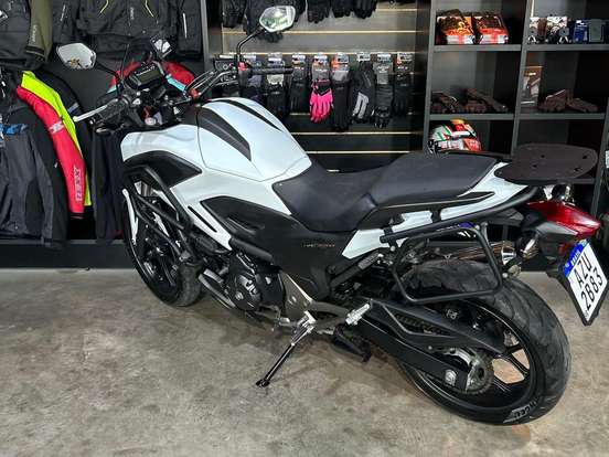 HONDA-NC 750X HONDA-NC 750X-2015