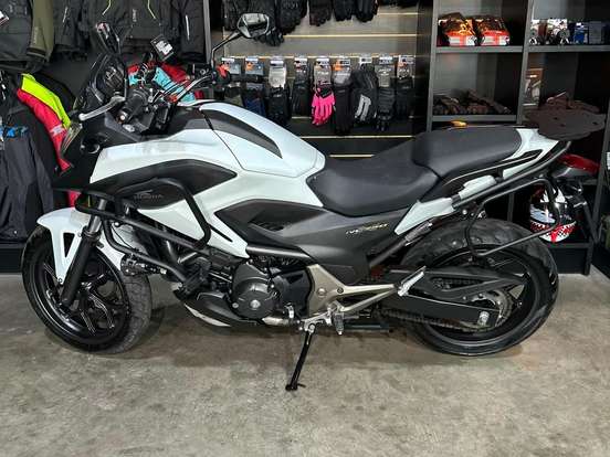 HONDA-NC 750X HONDA-NC 750X-2015