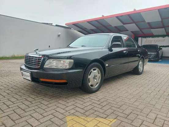 HYUNDAI-CENTENNIAL-2000