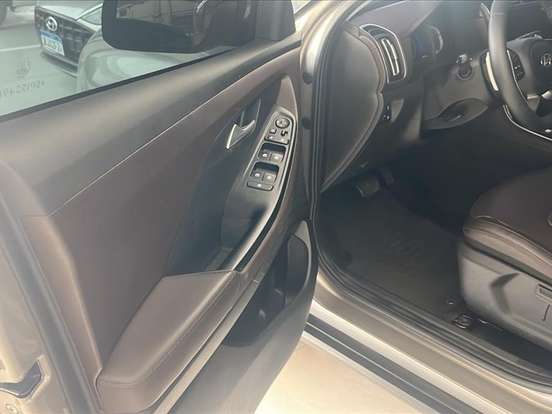 HYUNDAI-CRETA-1.0 TGDI FLEX PLATINUM AUTOMÁTICO HYUNDAI-CRETA-2024