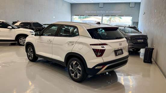 HYUNDAI-CRETA-2022
