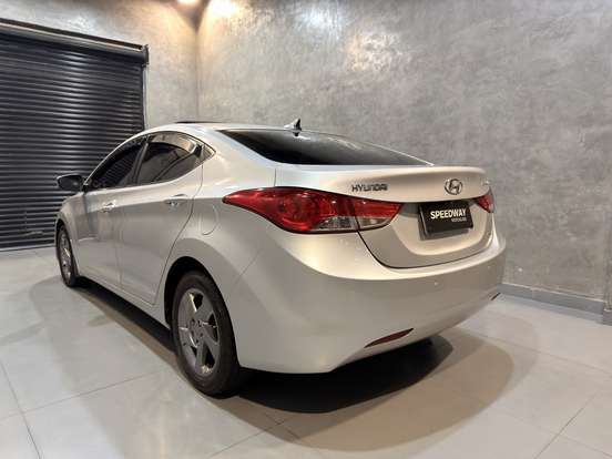 HYUNDAI-ELANTRA-1.8 GLS 16V GASOLINA 4P AUTOMÁTICO HYUNDAI-ELANTRA-2012