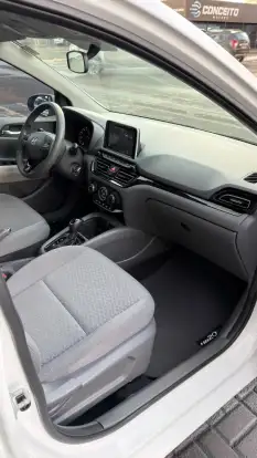 HYUNDAI-HB20-2022