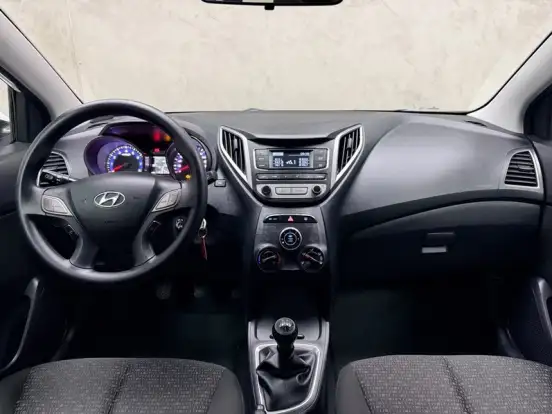 HYUNDAI-HB20-1.0 COMFORT 12V FLEX 4P MANUAL HYUNDAI-HB20-2015