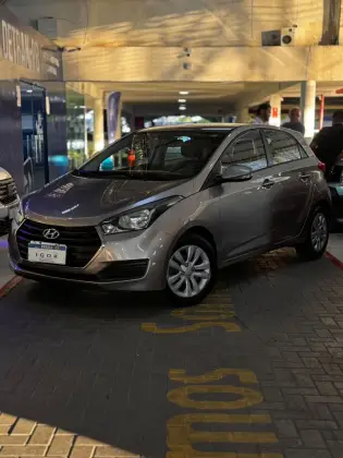 HYUNDAI HB20 1.0 COMFORT 12V FLEX 4P MANUAL